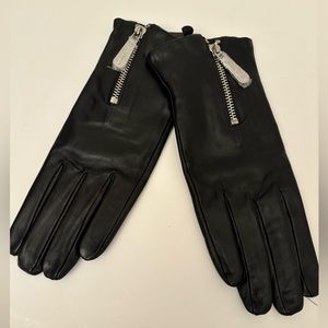Michael Korrs Leather Gloves